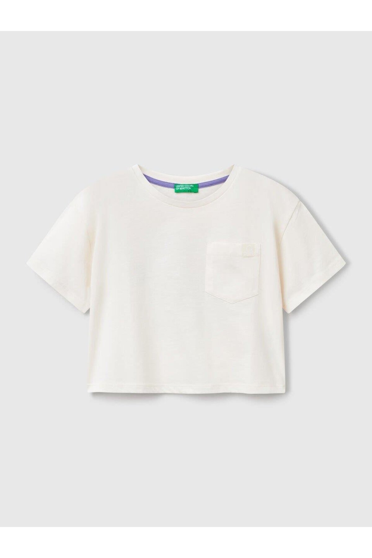 Kız Çocuk Ekru Arkası Baskılı Yama Cepli T-Shirt